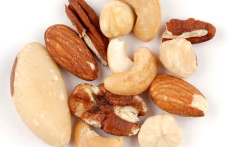 tác dụng tuyệt vời của hạt khô với sức khỏe con người